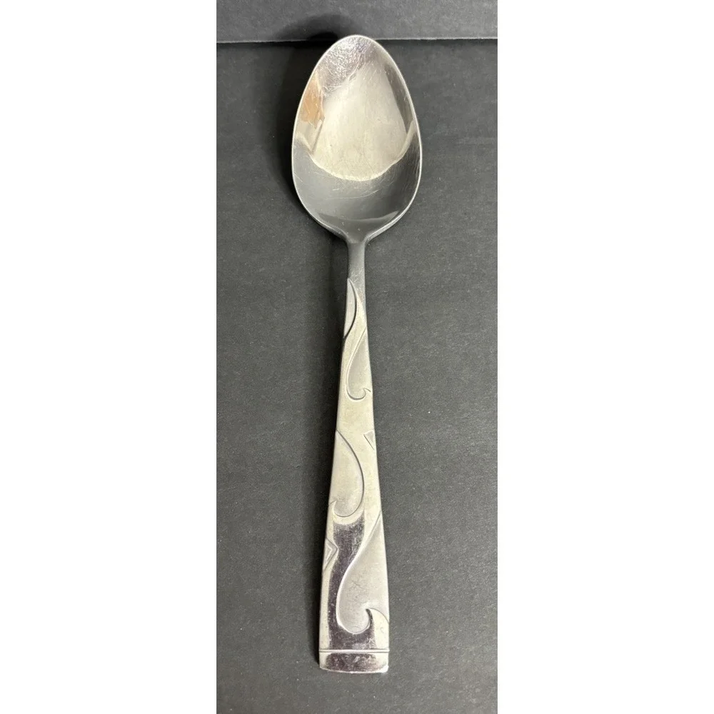 Oneida Tuscany Tablespoon Serving Spoon 8 1/2